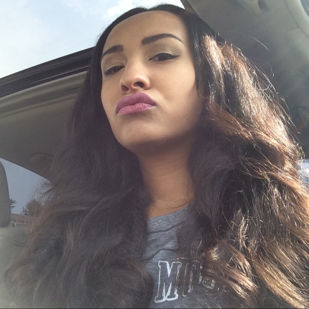 Meet your Posher, Gab